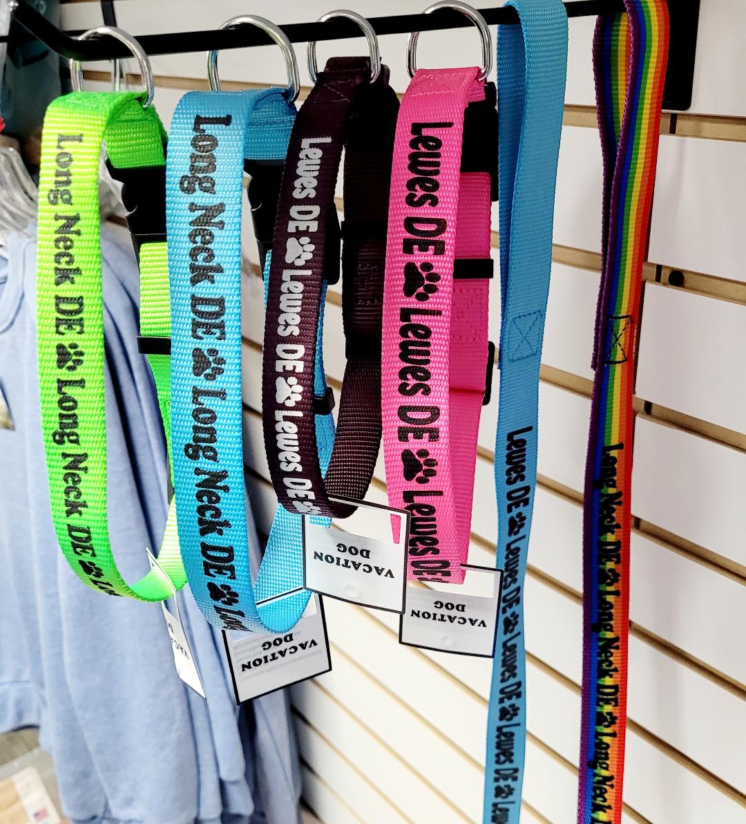 Vacation Dogs Leashes & Collars